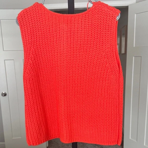 ROOLEE Vibrant Red Sleeveless Knit Vest - L - Picture 3 of 3